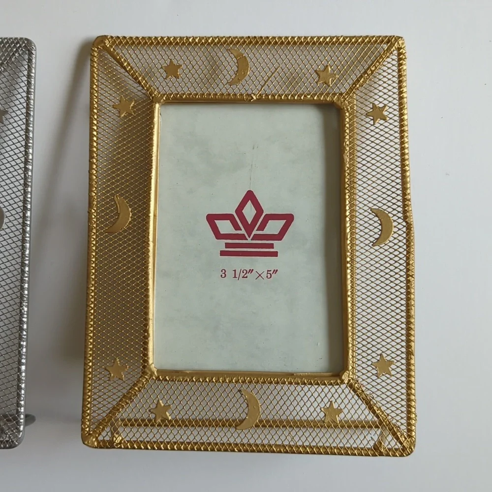 Frames Metal Set of 2 Moons and Stars 1 Gold 1 Silver Both Sitters Pairs - Picture 5 of 8